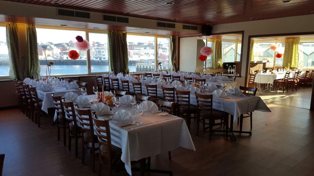 Vardo Hotel Екстериор снимка