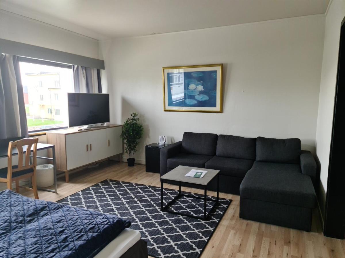 Vardo Hotel Екстериор снимка